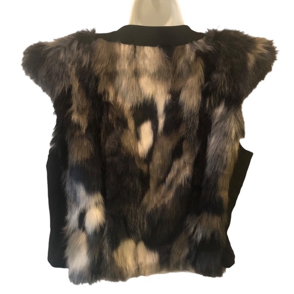 CAbi Frosty Faux Fur Multi Color Vest Sz. M #3380 Lined Fun Cozy Date Nite - Picture 6 of 10